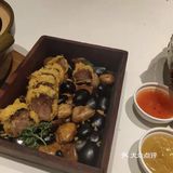 简单的拍了两张他家的特色菜 让大家饱饱眼福！