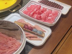 -小天鹅火锅·一线江景洪鼎旗舰店(洪崖洞店)