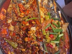 -鸣记脆皮烤鱼·海鲜烤鱼(三八广场店)