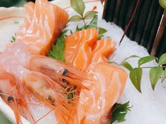 -万岛日本料理铁板烧(大宁店)