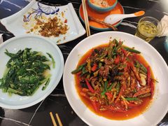 -川流不息·地道川菜·小龙虾(松东路店)