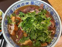 卤煮火烧-门框胡同百年卤煮(新街口店)