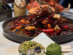 -雍容荟帝王蟹活龙虾展台自助(IFS黑金店)