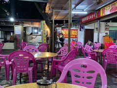 -黄记四更烤乳猪店