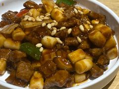 松子牛肉炒年糕-兔爸私家小厨(新北万达店)