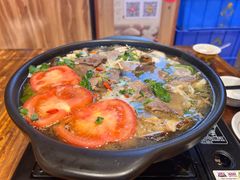 -乡土特色.冷锅鱼.牦牛肉汤锅