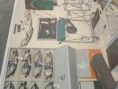 -浮光眼镜·蔡司视觉合作·数字验配中心(陆家嘴店)