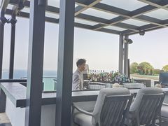 -瑰丽酒店·海吧·天际下午茶·现场DJ·天台酒吧