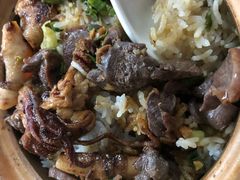 鱿鱼肾球煲仔饭-阳江河堤老牌曾记美食