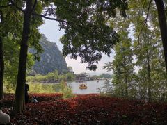 -星湖旅游景区七星岩