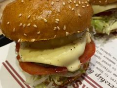 -The Habit Burger Grill 哈比特汉堡(爱琴海店)