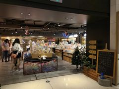 -猫的天空之城概念书店(苏州诚品店)