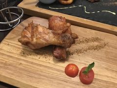 -悦享绿山墙西餐厅