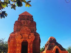 景点-婆萨努占婆塔