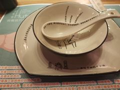 -临界音乐酒馆·小龙虾·江湖菜(华熙LIVE·鱼洞店)