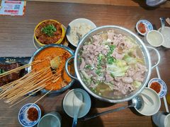 跷脚牛肉-肖四女乐山跷脚牛肉(世博源店)