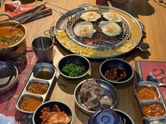 -青瓦炭韩潮烤肉(花园道店)