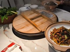 -陈大锅·岳阳鱼馆·地道岳阳菜(美食街店)