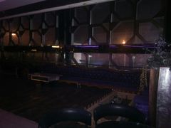 -蓝尊量贩(黄河路店)