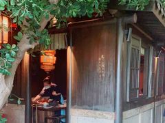 门面-虫二酒肆(美罗城店)