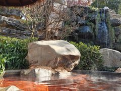 -七彩云南古滇温泉山庄
