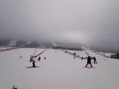 -鳌山滑雪度假区