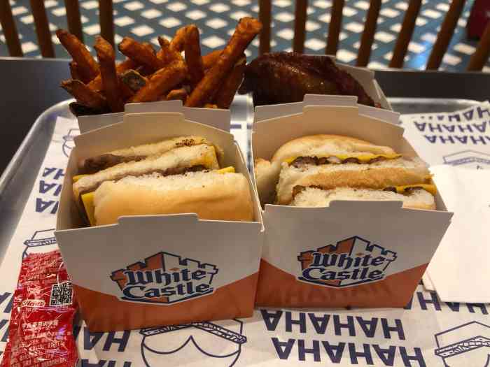 white castle白色城堡迷你汉堡(长宁来福士店)-"「招牌芝士牛肉堡堡」