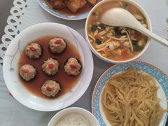 -乐禧母婴全自营月嫂(宝山店)