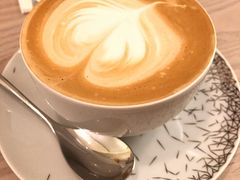 咖啡拿铁-théATRE 茶聚场(王府中環店)
