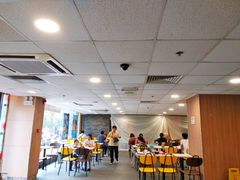 用餐区-麦当劳(湛江大厦店)