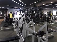 -鸿星健身俱乐部(大学城南亭店)