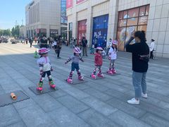 -米高蓝斯克国际轮滑中心(中铁建店)