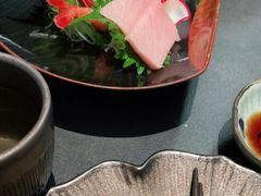 -铭牛烧肉·和牛海鲜自助(高新月牙湖店)