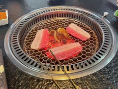 -炙忧烤肉屋(中国铁建广场店)