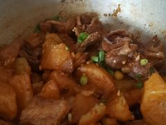压锅三宝-张记焖窑·十五年专注焖烤(雍和宫店)
