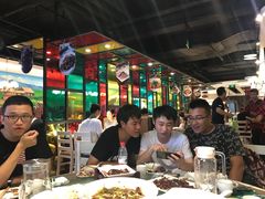 大堂-闫府私房菜·百年鲁菜(恒隆店)