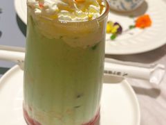 莓莓圣诞树-伊斯坦布尔土耳其清真咖啡餐厅