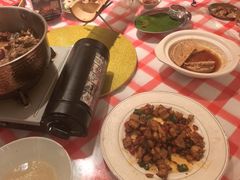 -刘姐啤酒鱼民族演艺餐厅(西街总店)