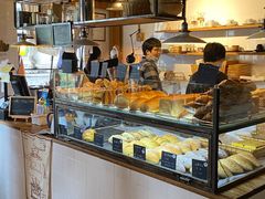 面包甜点陈列柜-仙峰天然面包(迎宾路店)