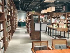 -漓江书院(三祺广场店)