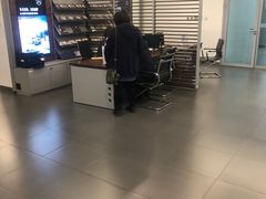 -天津波士信达奔驰4S店(卫津南路店)