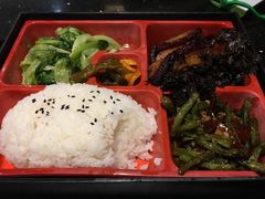 -两岸咖啡(东川路店)