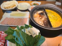 -呷哺呷哺(融创茂店)