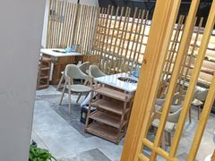 大堂-屋头串串(新街里店)