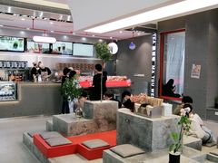 -喧闹·东方大气茶(鹅岭二厂店)