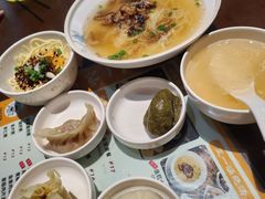 -正一涵老味道名小吃(广汉总店)