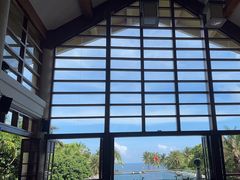 -亚龙湾喜来登·美景台大堂吧