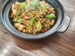 -民间瓦缸煨汤館(嵩山路店)