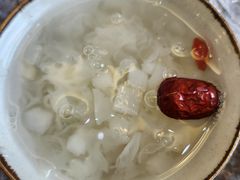 银耳汤-君霖海鲜私房菜(春柳店)