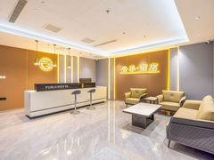 -云季酒店(西关地铁站C2出囗店)